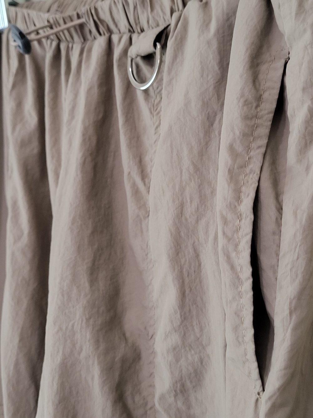 PacSun Taupe Cargo Harem Pants with D-Ring Details - Picture 4 of 5